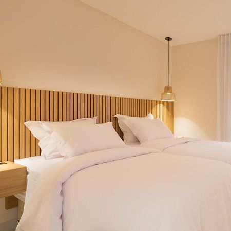 Acqua Residences Luxury Collection 卡贝德卢 外观 照片