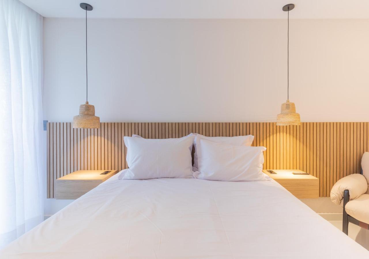 Acqua Residences Luxury Collection 卡贝德卢 外观 照片