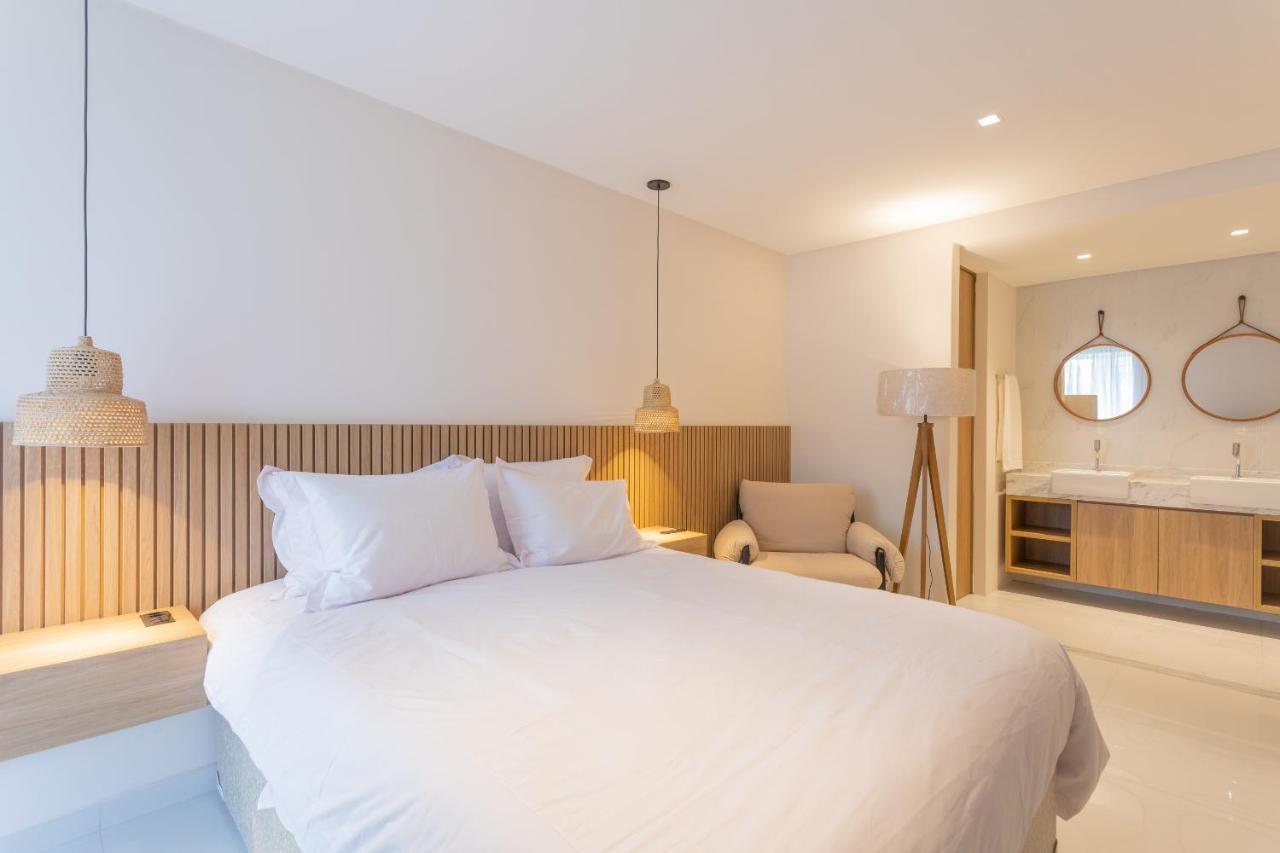 Acqua Residences Luxury Collection 卡贝德卢 外观 照片