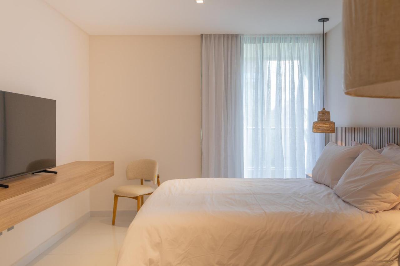Acqua Residences Luxury Collection 卡贝德卢 外观 照片