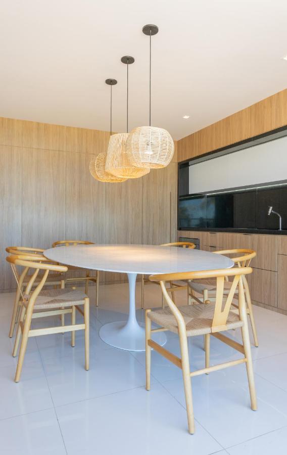 Acqua Residences Luxury Collection 卡贝德卢 外观 照片