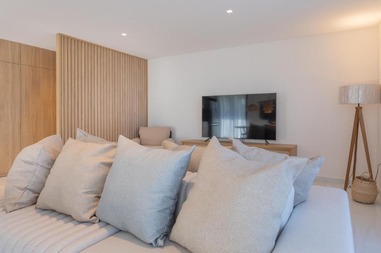 Acqua Residences Luxury Collection 卡贝德卢 外观 照片
